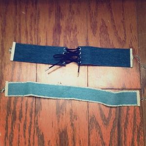 jean chokers
